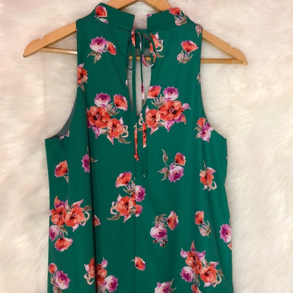 NEW GILLI Floral Dress - Picture 4 of 4